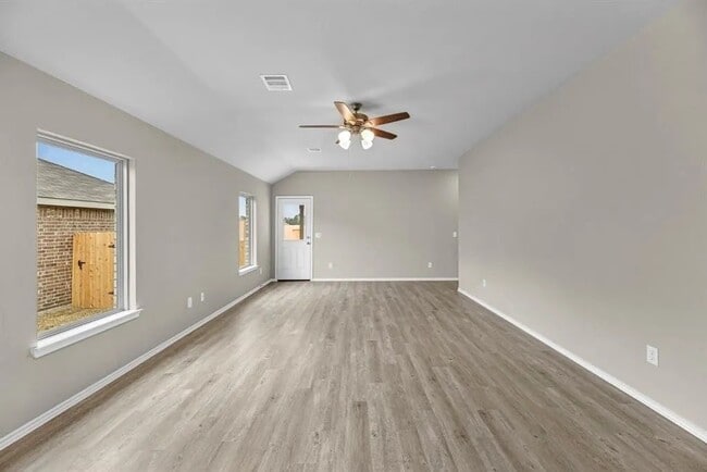Building Photo - 8213 Red Spruce St
