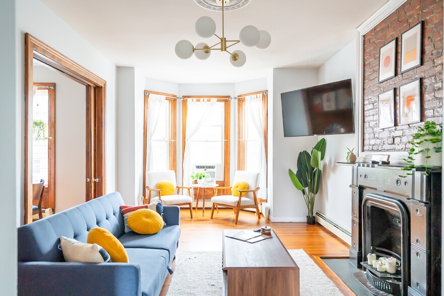 Building Photo - 175 Liberty St