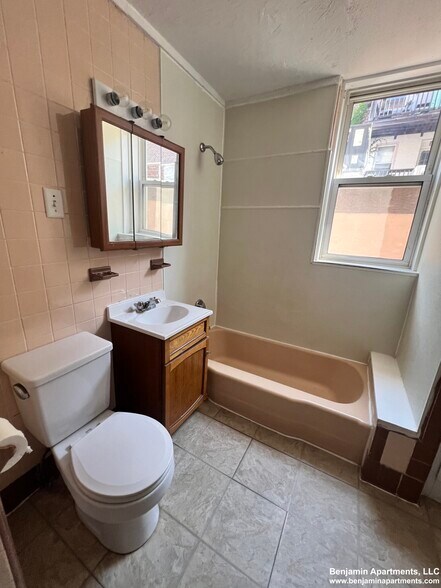 Building Photo - 1788 Beacon St