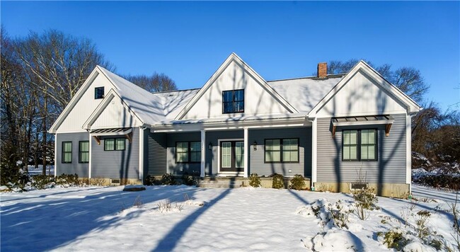 Building Photo - 1241 Saugatucket Rd