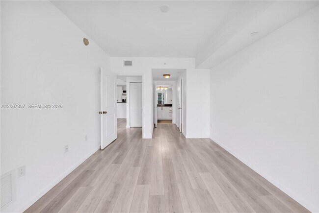 Building Photo - 7350 SW 89th St