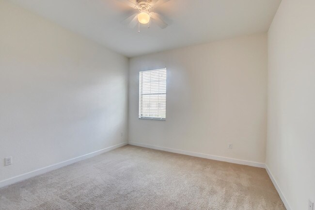 Building Photo - 4568 Willow Basin Wy