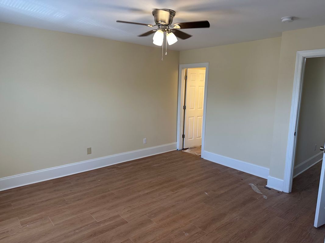 Building Photo - 115 Windermere Dr