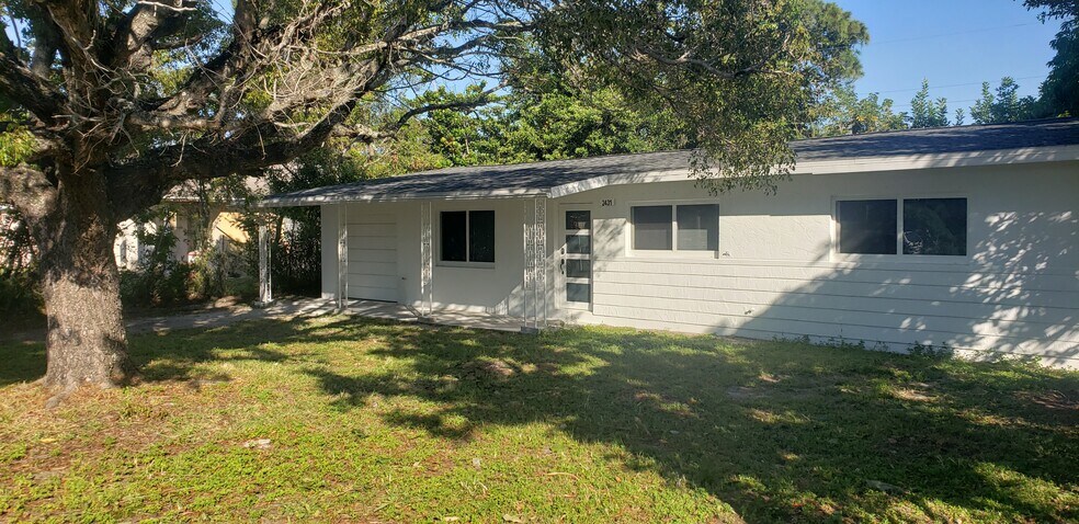 Primary Photo - 2431 Welch St