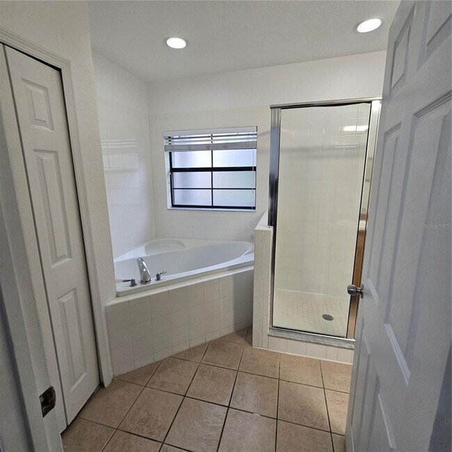 Building Photo - 9055 Treasure Trove Ln
