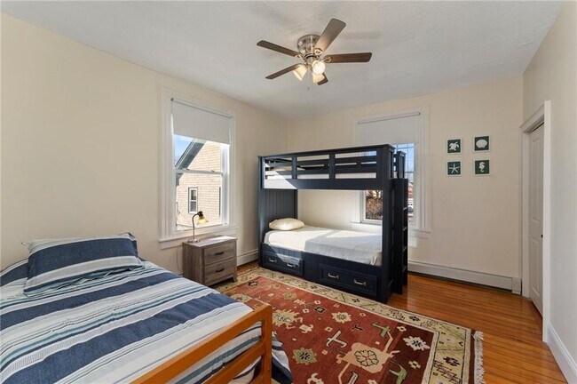 Building Photo - 15 W Narragansett Ave