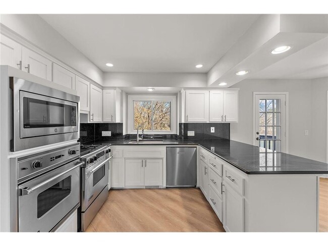 Building Photo - 12060 48th Ave N