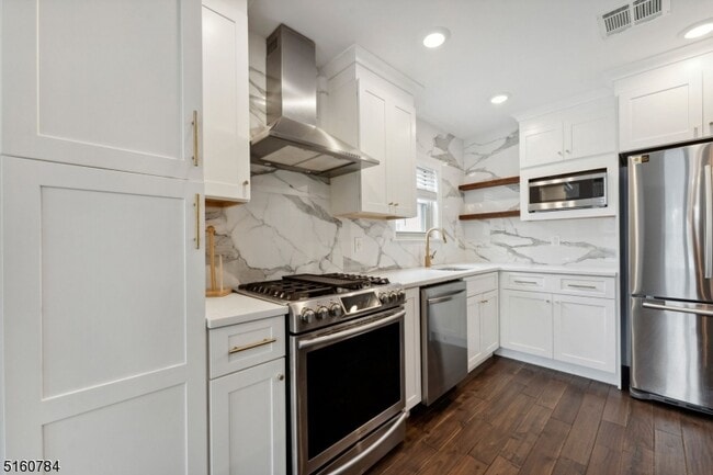 Building Photo - 31 Upper Mountain Ave