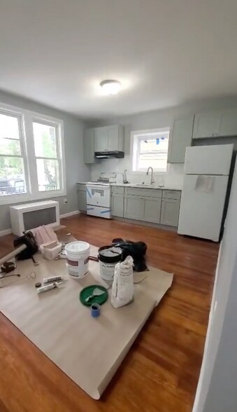 Building Photo - 4210 Boyd Ave