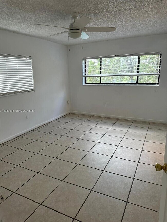 Building Photo - 8420 SW 133rd Avenue Rd
