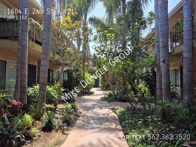 Building Photo - 1604 2nd St