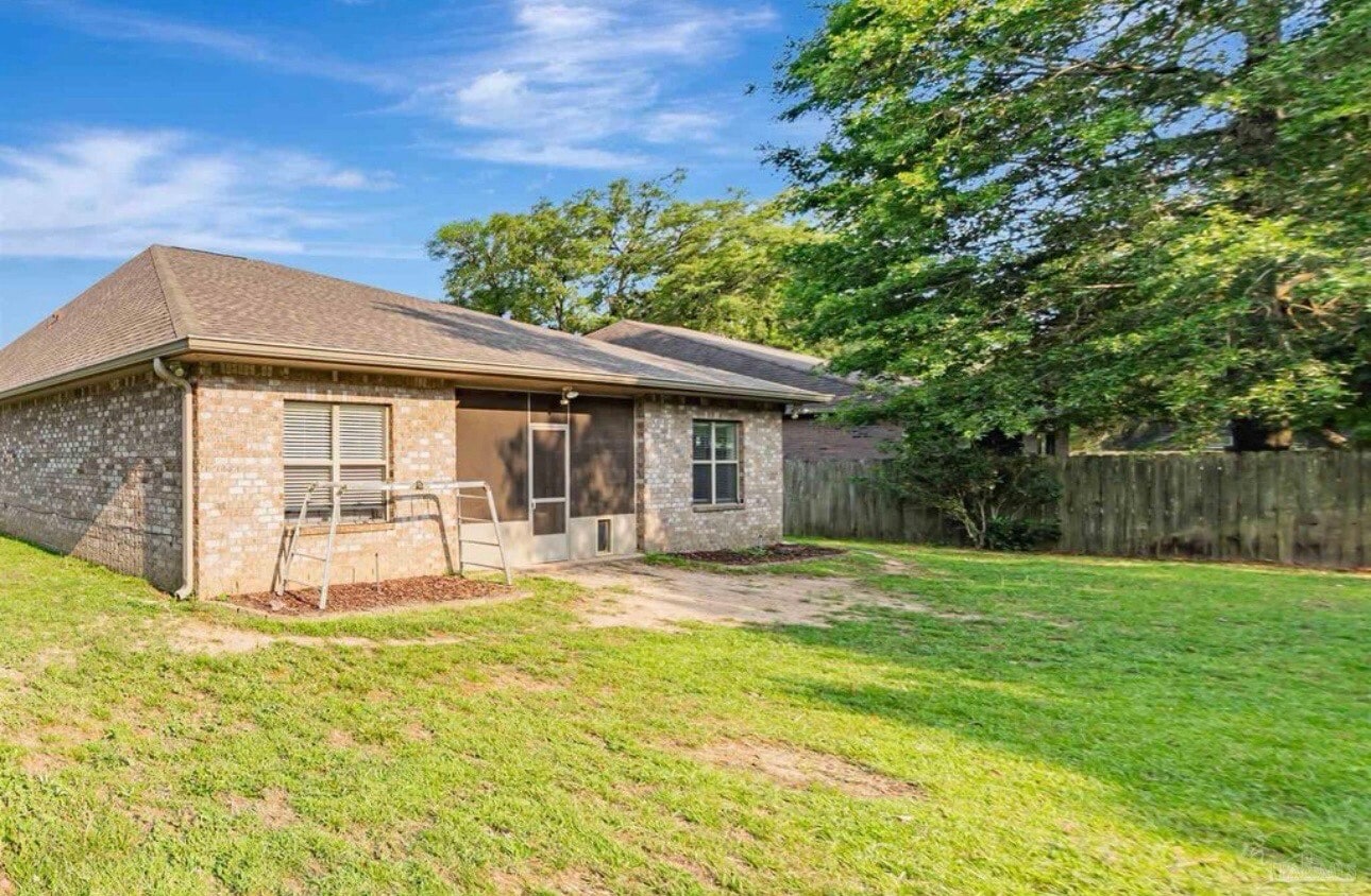 Building Photo - 5811 Rustic Ridge Cir