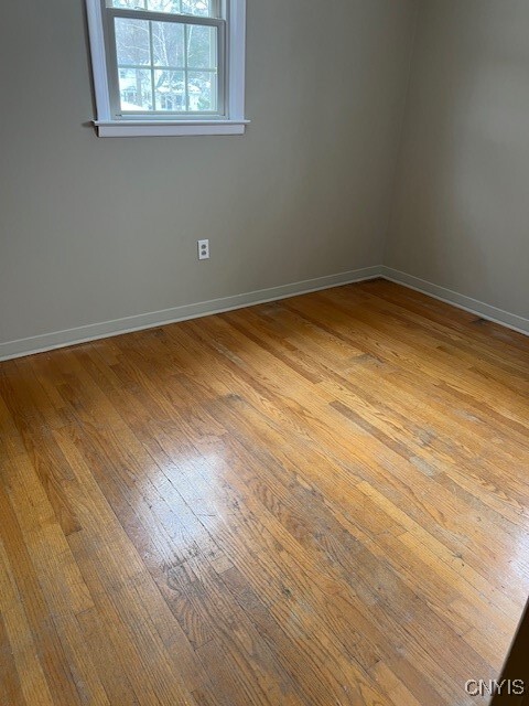 Building Photo - 4593 Brookhill Dr S