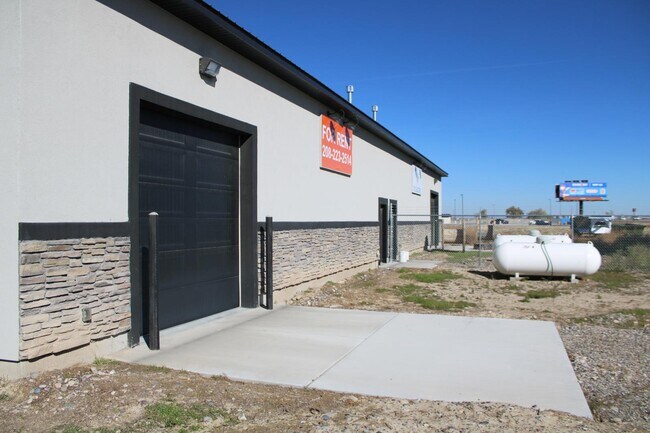 Building Photo - 57 W 465 N