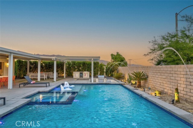 Building Photo - 65161 Rolling Hills Dr