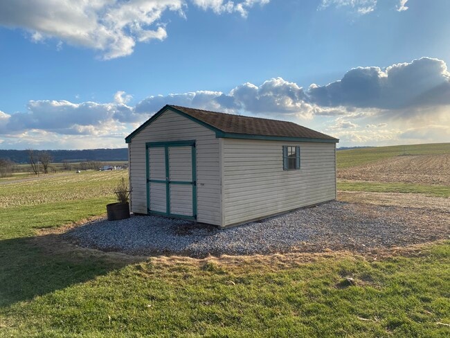 Building Photo - 320 Mt Vernon Rd