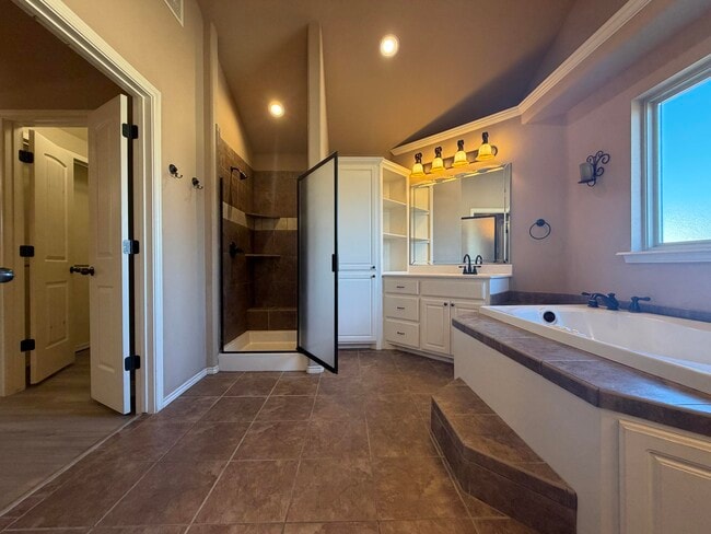 Building Photo - 5508 104th St