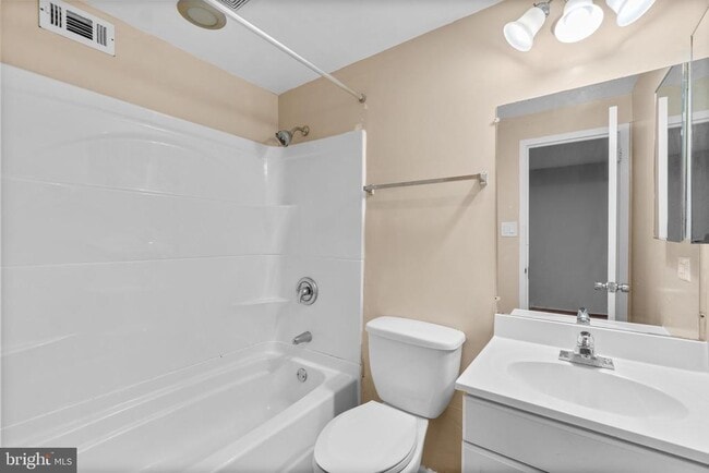 Building Photo - 9419 Horizon Run Rd