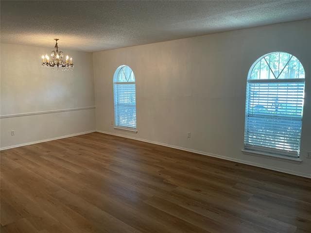Building Photo - 2014 Bay Oaks Dr