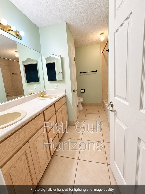 Building Photo - 1310 Sunrunner Pl