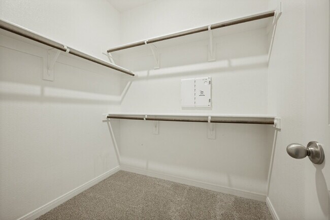 Building Photo - Modern 3BR Home with Open Floor Plan in Ponder, TX