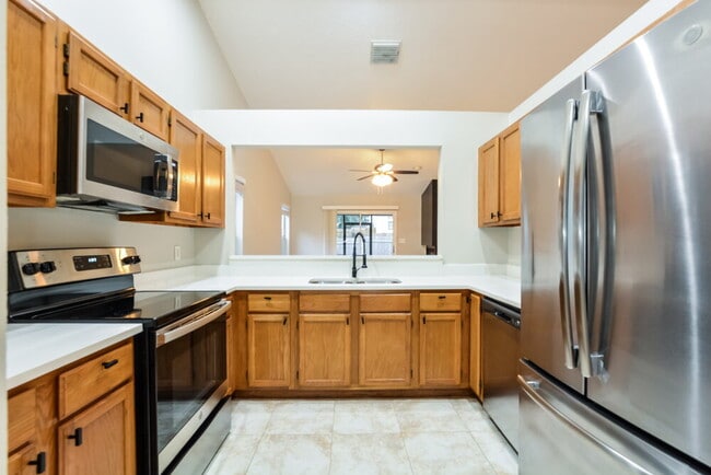 Building Photo - 378 Bahia Cir