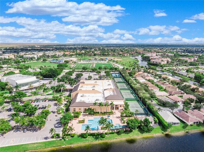 Building Photo - 9599 Weldon Cir