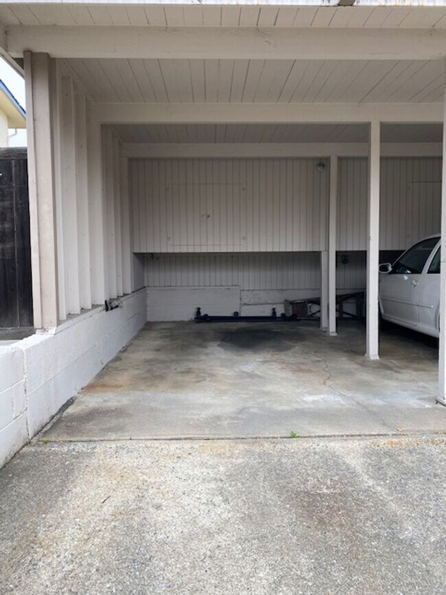 Building Photo - 306 Lobos Ave