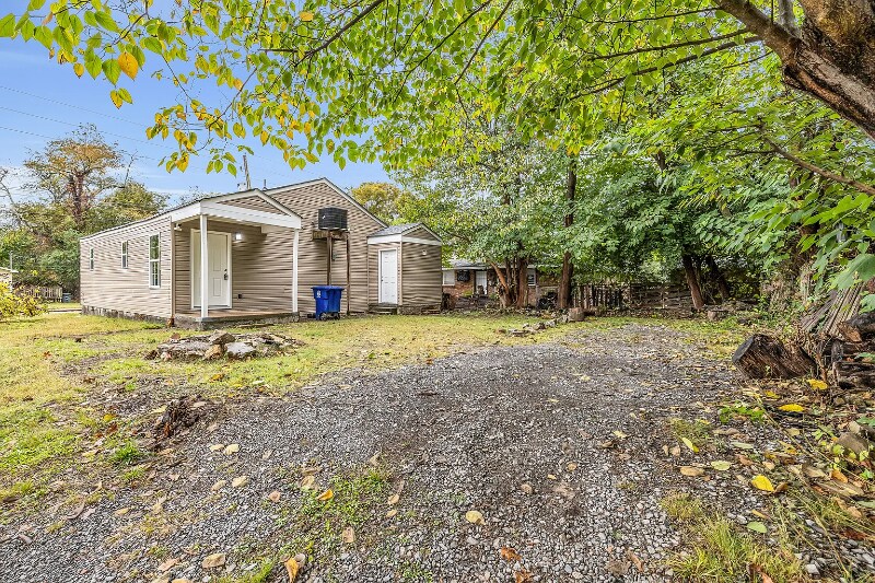 Building Photo - 2007 Wilson St