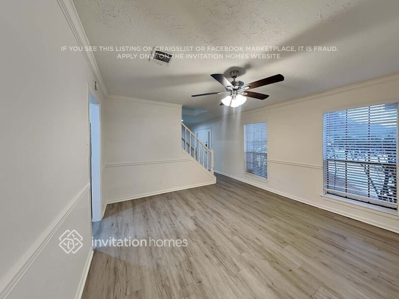 Building Photo - 16206 Elm Point Ct