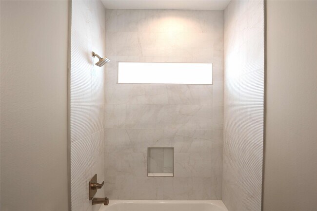 Building Photo - 4916 Brinkman St