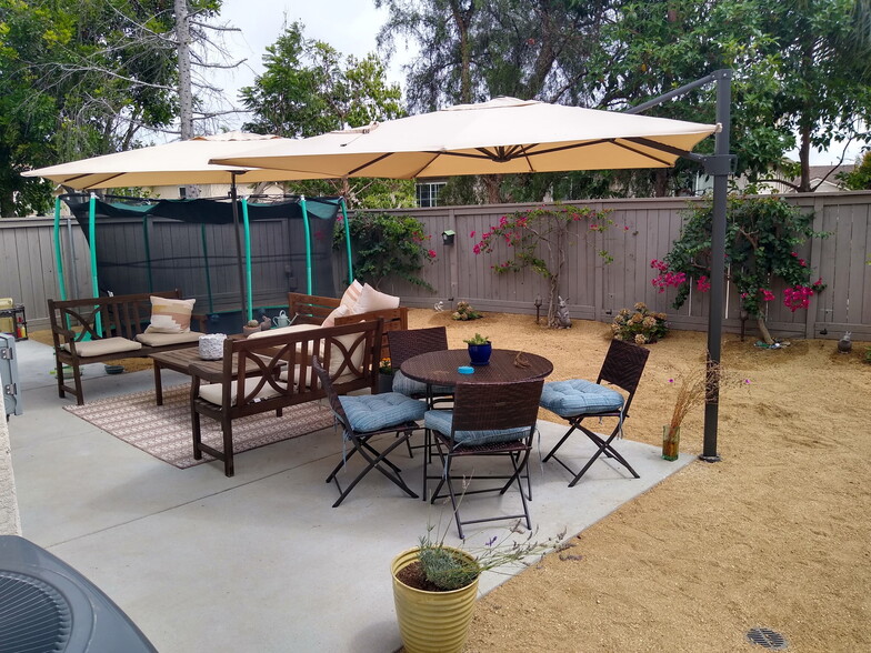 Building Photo - 3041 Rancho La Presa