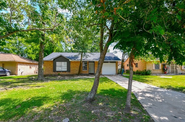 Primary Photo - 5709 Arthington Ave
