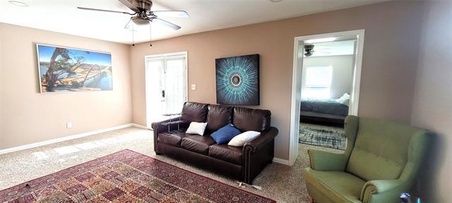 Building Photo - 5821 Black Oak Ln