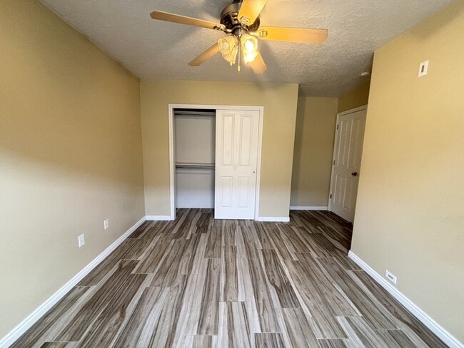 Building Photo - 4596 Red Sage Ct