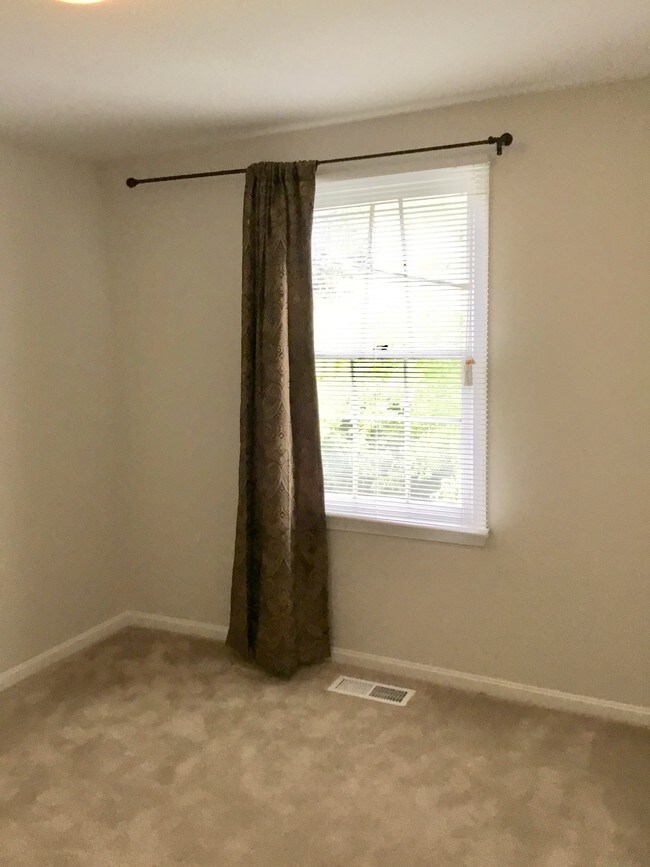 Building Photo - 8501 Hawk Run Terrace