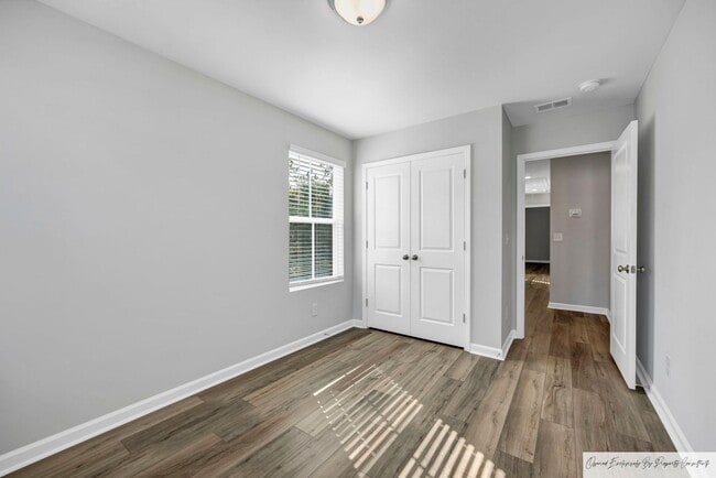 Building Photo - MODERN 3 BEDROOM IN LEXINGTON'S MURRAY VILLAGE