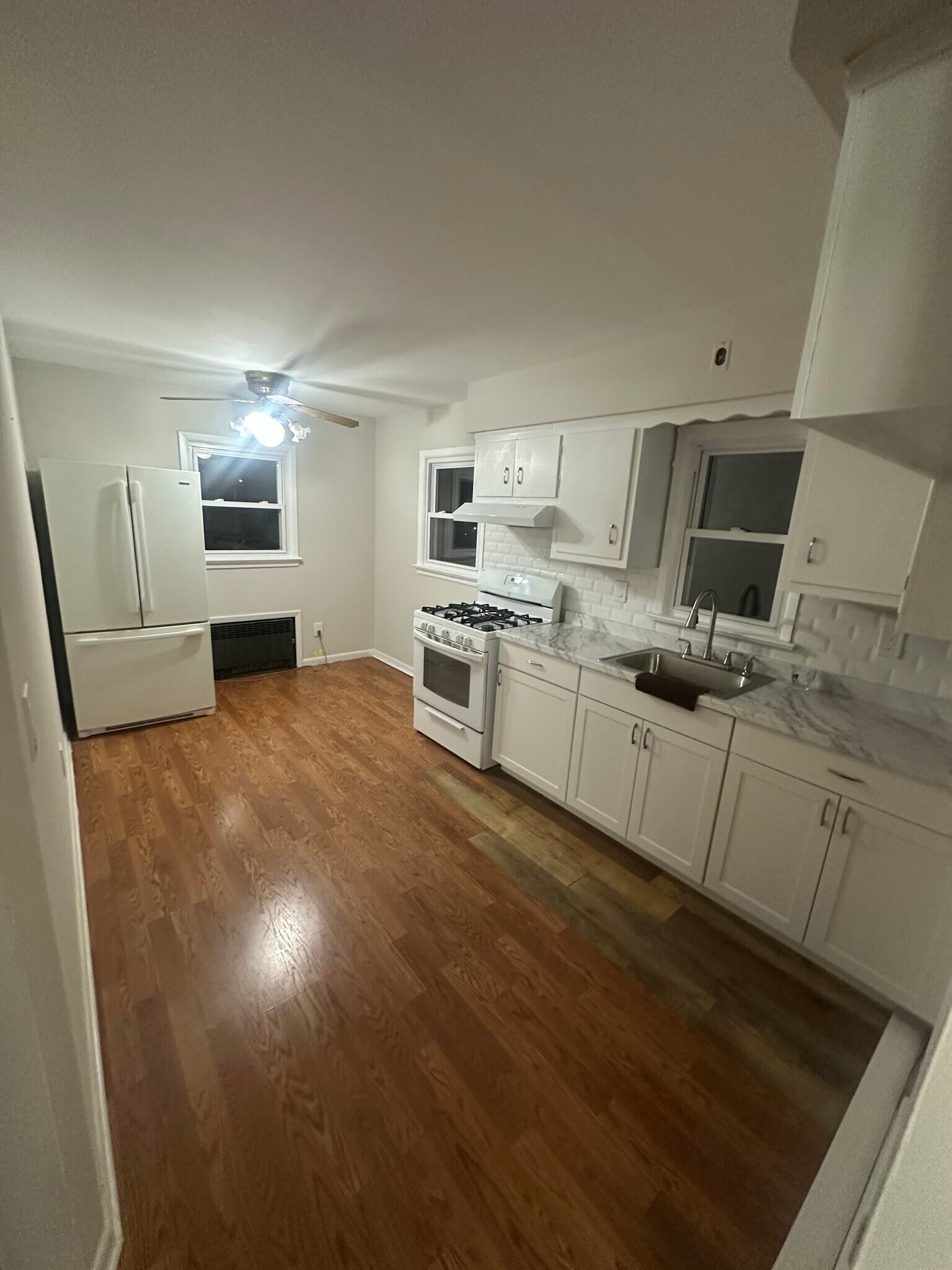Eat in kitchen - 30 Orange Ave