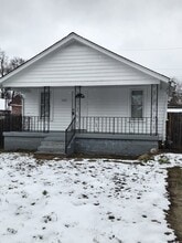 Building Photo - Harding