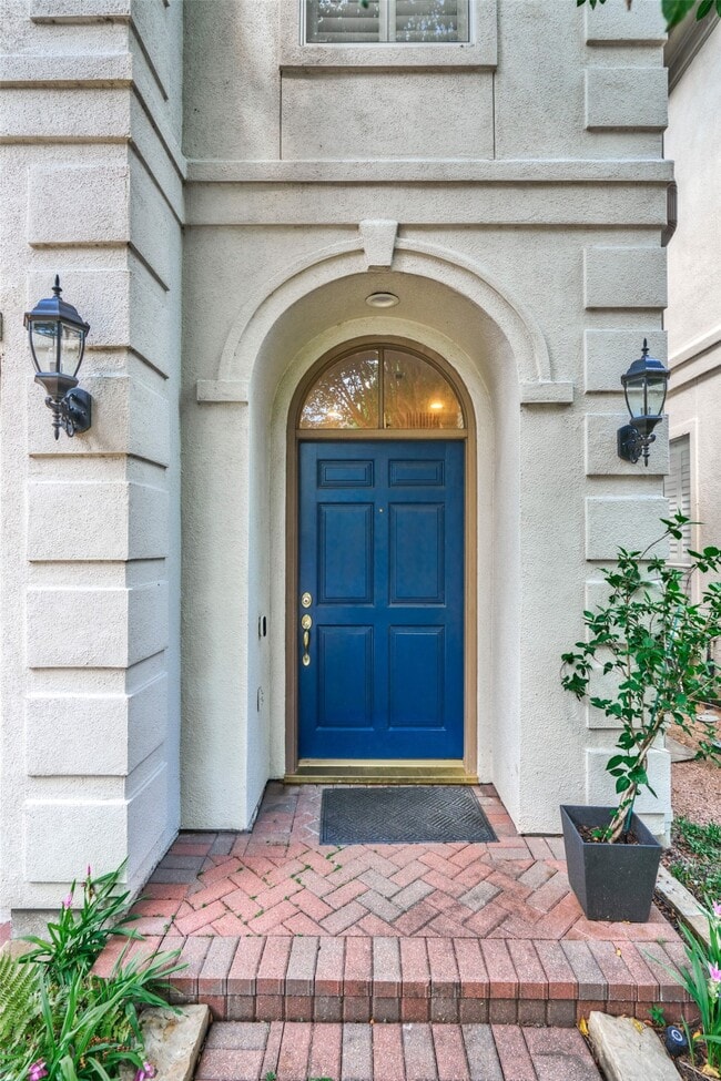 Building Photo - 4028 Gramercy St
