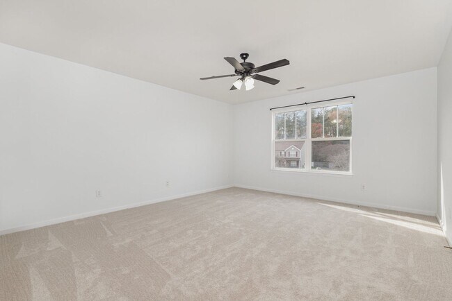 Building Photo - Room to Breathe! 5 Bedroom Home in Desirable Rolesville Location on .48 Acres