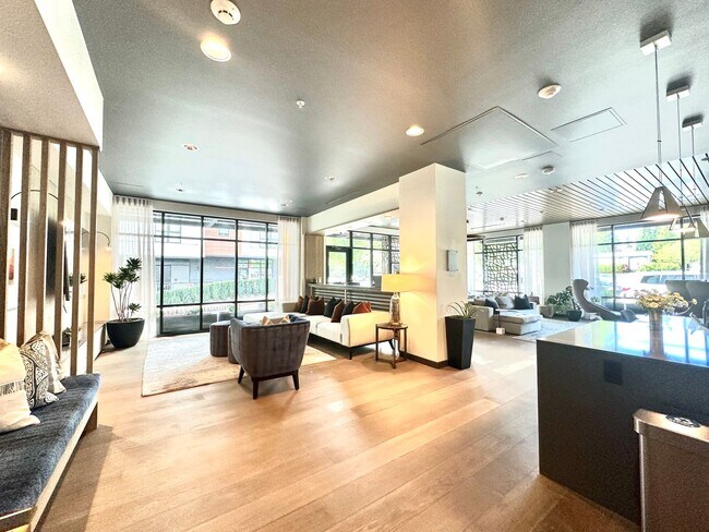 Building Photo - 1bd/1ba Kirkland Condo