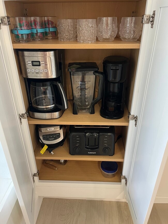 Building Photo - 27251 Patrick St