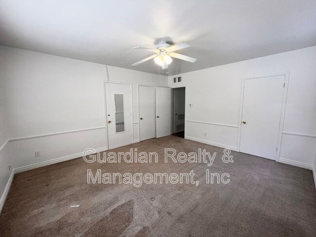 Building Photo - 535 W Edgemont Ave