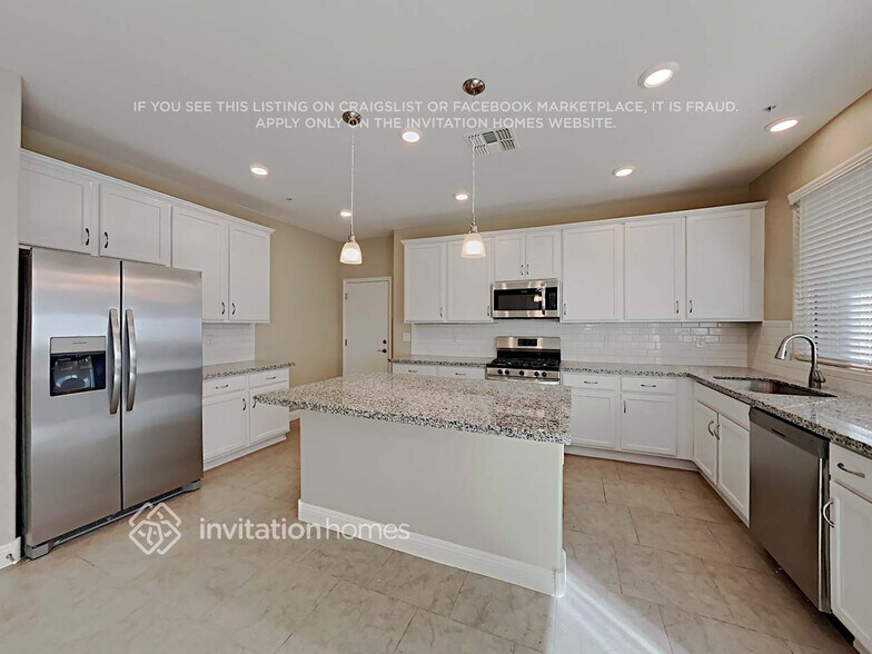 Building Photo - 1735 N 209th Ave