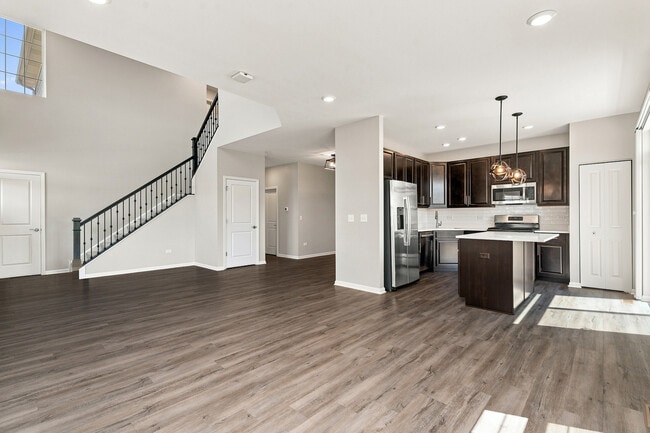 Building Photo - 24919 McCormick Way