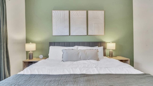 Building Photo - 18210 Park Row Blvd