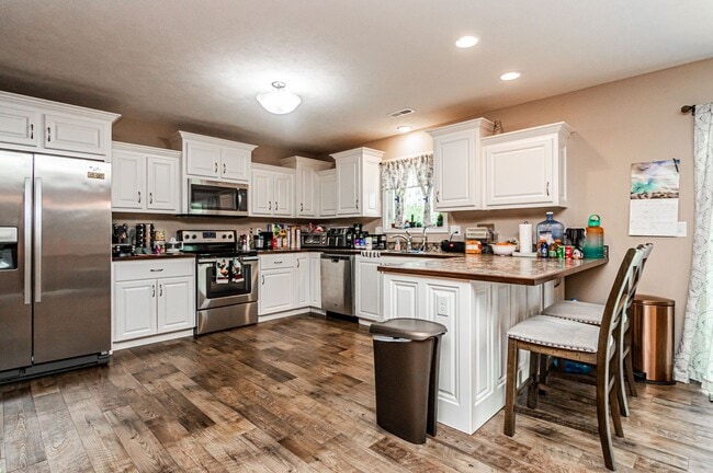 Building Photo - Please View 3D Virtual Walk-Through Before Scheduling a Showing