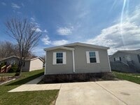 Building Photo - 312 Scarlet Oak Ln