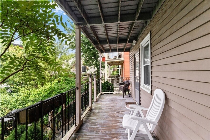 Back deck - 45 Calvin St